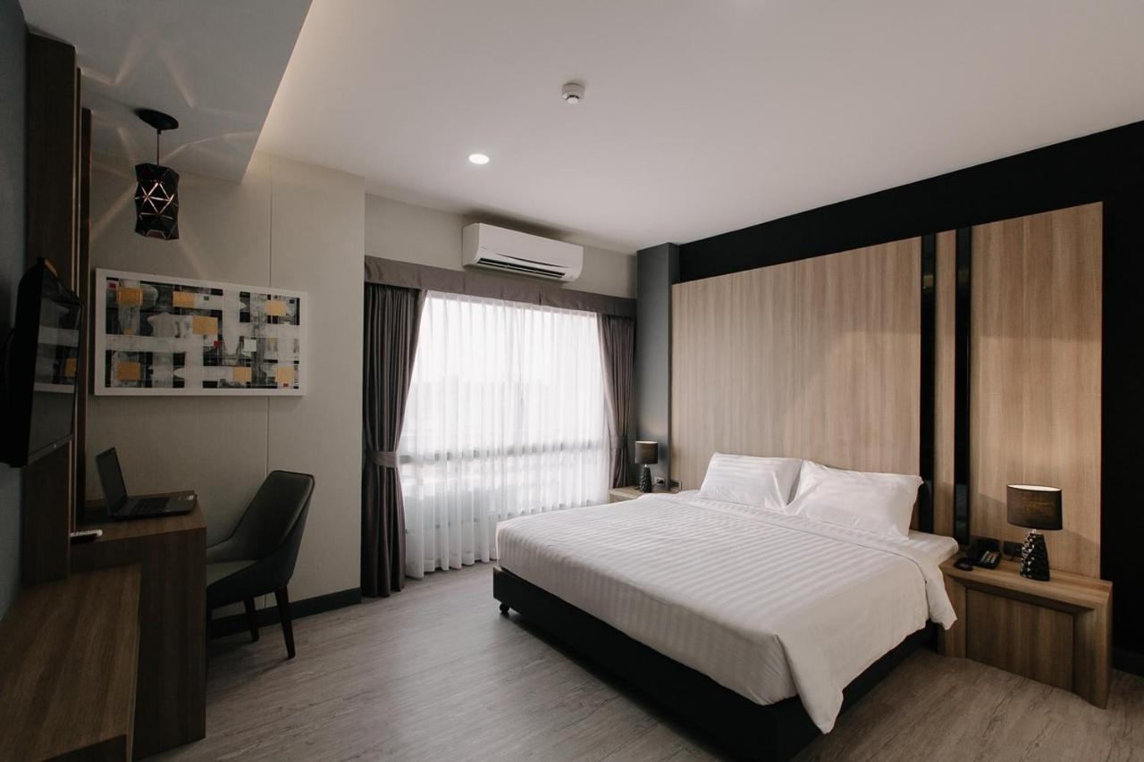 Arista Hotel Ubon Убонратчатхані Екстер'єр фото