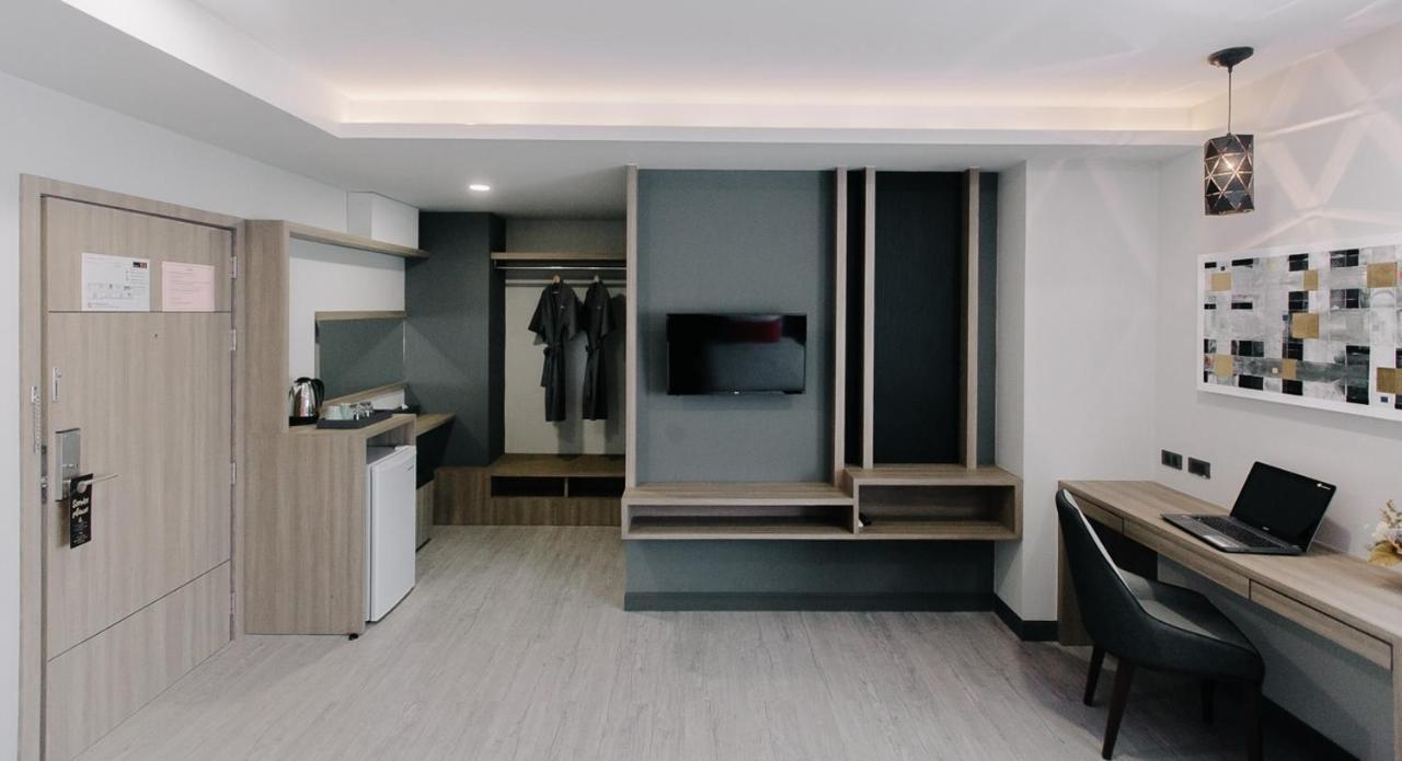 Arista Hotel Ubon Убонратчатхані Екстер'єр фото