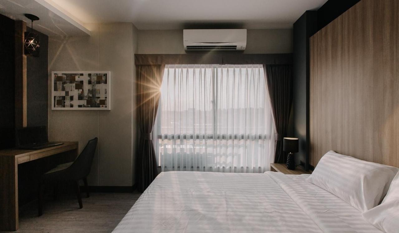 Arista Hotel Ubon Убонратчатхані Екстер'єр фото